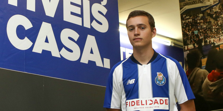 FC Porto - Notícias - Hugo Santos reforça a equipa de ...