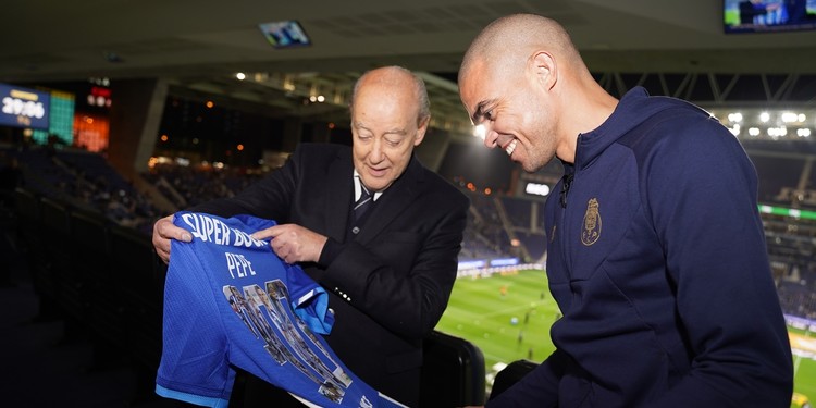 Pepe e a AG do FC Porto: Não sou dirigente, defendo o meu clube como  capitão