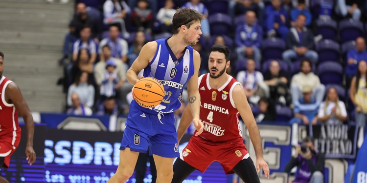 Basquetebol: Benfica é campeão com aveirenses em destaque.