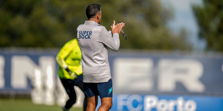 Boletim clínico FC Famalicão x FC Porto - FC Famalicão