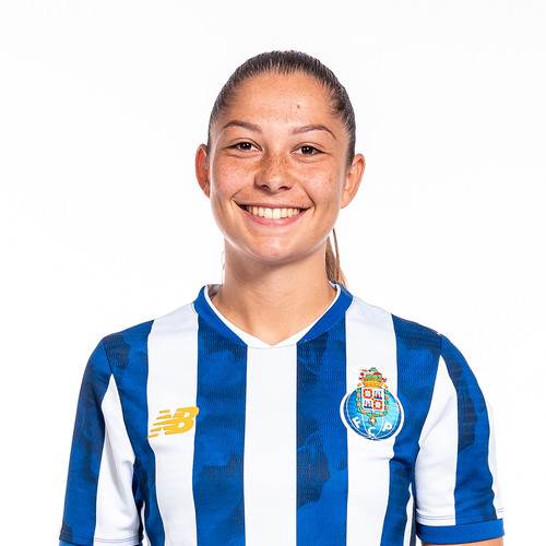 Ema Gonçalves