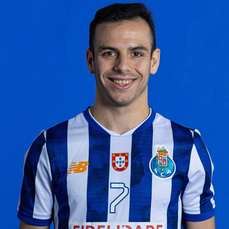 Ezequiel Mena