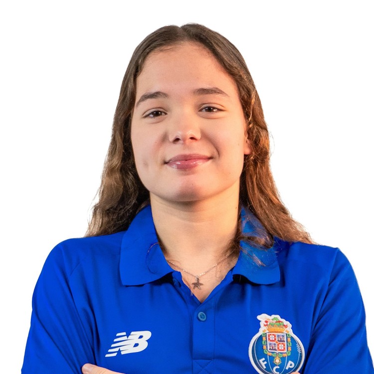 Leonor Soares