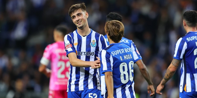“FC Porto em Destaque: Mora e Martim Concorrendo ao Prestigiado Prémio Golden Boy!” #ÚltimasNotícias #Portugal “FC Porto em Destaque: Mora e Martim Concorrendo ao Prestigiado Prémio Golden Boy!” #ÚltimasNotícias #Portugal