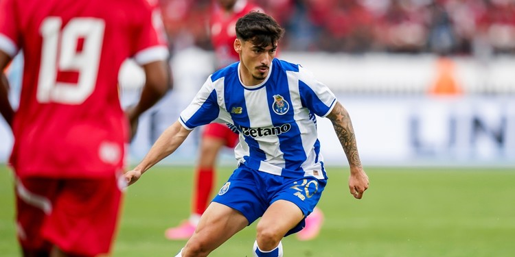 André Franco to Chicago Fire: FC Porto Transfer News